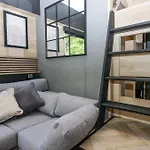 Woof Luxury Family Pod Holiday home