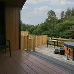 Holiday home Woof Luxury Family Pod