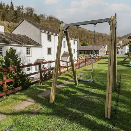 Woof Luxury Family Pod Keswick (Cumbria)