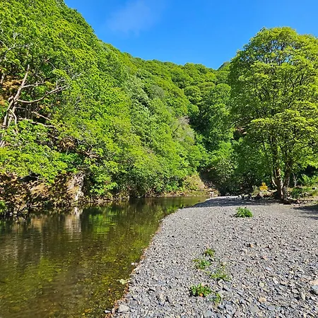 Holiday home Woof Luxury Family Pod
