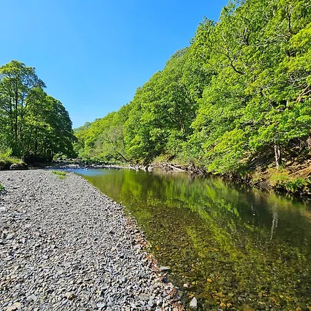 Woof Luxury Family Pod Дом отдыха *