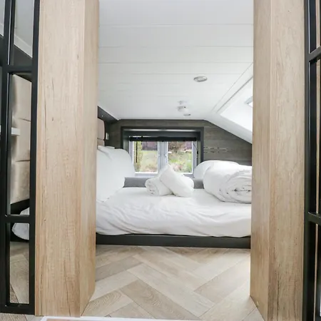 Woof Luxury Family Pod Keswick (Cumbria)