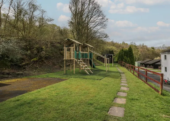 Woof Luxury Family Pod 凯西克