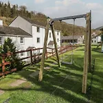 Woof Luxury Family Pod Keswick