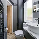 Nyaraló Woof Luxury Family Pod *